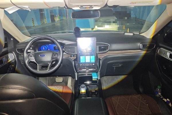 Ford Explorer 2020, 91200 км, за 21343 USD - фото 18
