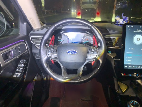 Ford Explorer 2020, 65700 км, за 23134 USD - фото 11