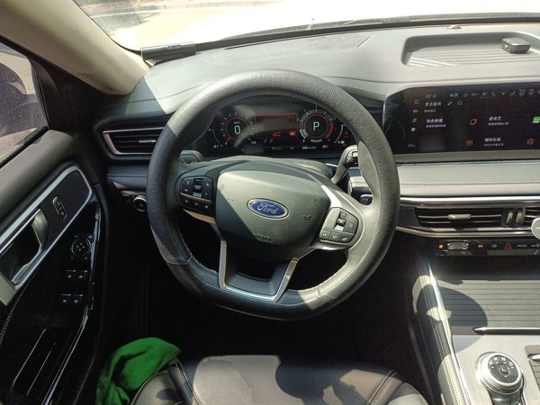 Ford Explorer 2023, 12300 км, за 36131 USD - фото 10