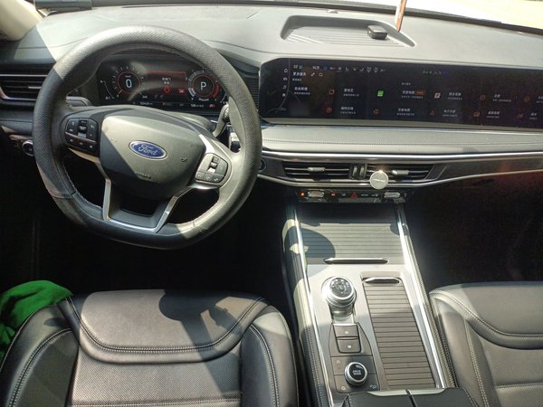 Ford Explorer 2023, 12300 км, за 36131 USD - фото 9