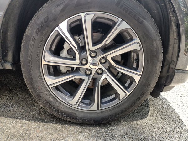 Ford Explorer 2023, 12300 км, за 36131 USD