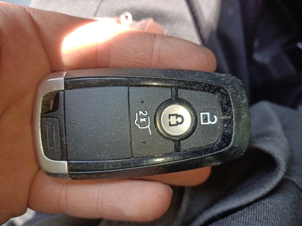 Ford Explorer 2023, 12300 км, за 36131 USD - фото 18