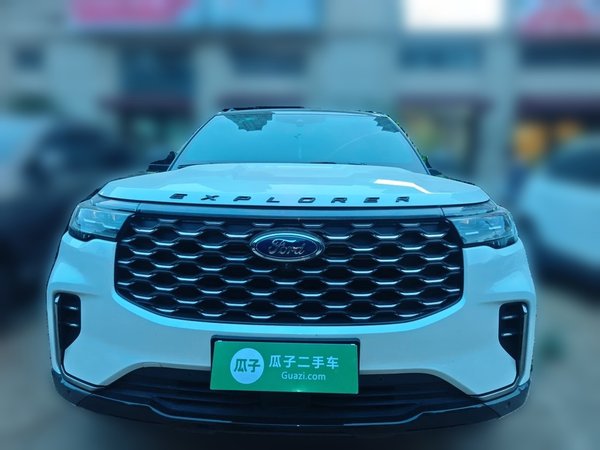 Ford Explorer 2023, 21400 км, за 37826 USD - фото 9