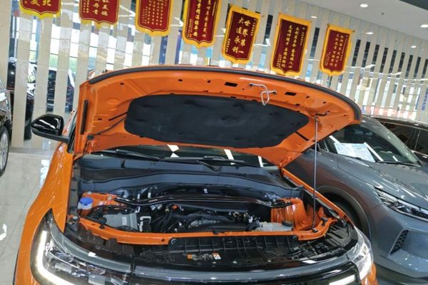 Ford Explorer 2024, 19000 км, за 45992 USD - фото 24