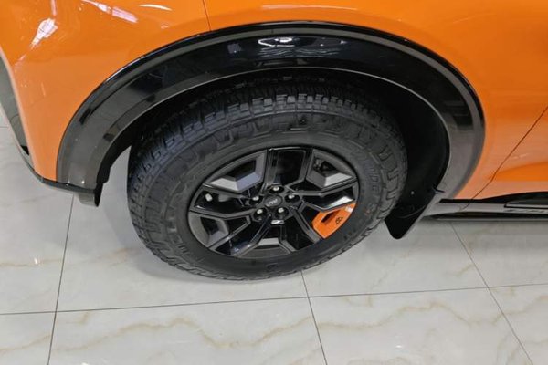 Ford Explorer 2024, 19000 км, за 45992 USD - фото 10