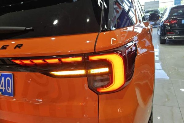 Ford Explorer 2024, 19000 км, за 45992 USD - фото 9