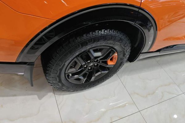 Ford Explorer 2024, 19000 км, за 45992 USD - фото 11