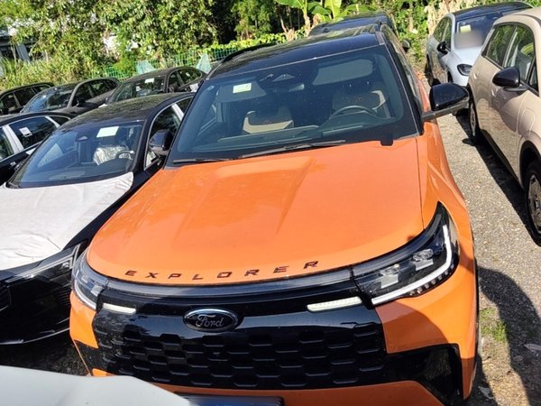 Ford Explorer 2024, 9000 км, за 44521 USD