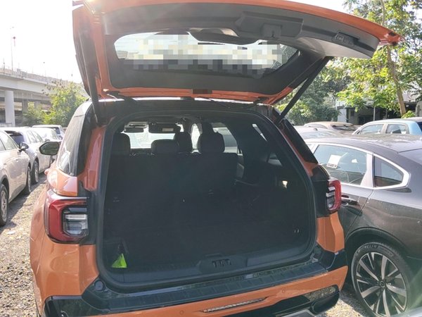 Ford Explorer 2024, 9000 км, за 44521 USD - фото 22