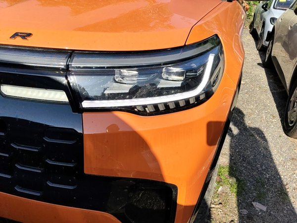 Ford Explorer 2024, 9000 км, за 44521 USD - фото 9