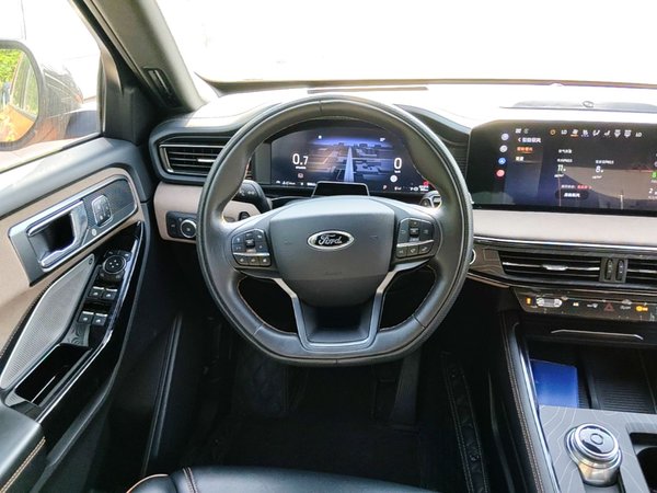Ford Explorer 2024, 9000 км, за 44521 USD - фото 14