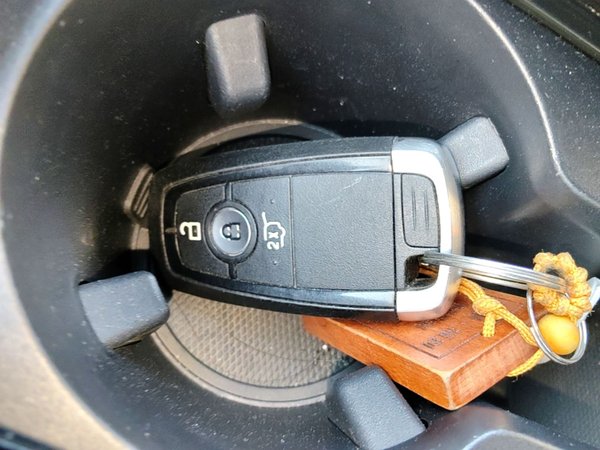 Ford Explorer 2024, 9000 км, за 44521 USD - фото 12