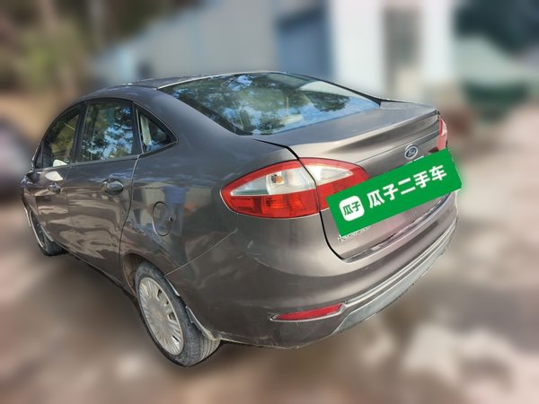 Ford Fiesta 2013, 125000 км, за 2681 USD
