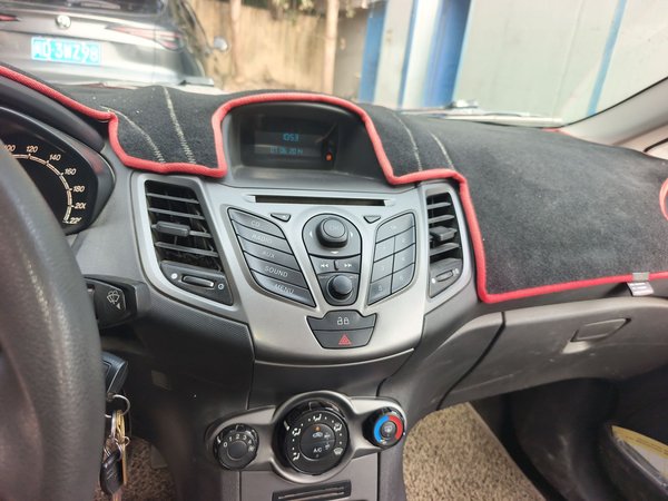 Ford Fiesta 2013, 125000 км, за 2681 USD - фото 14