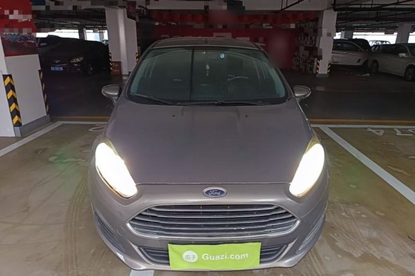 Ford Fiesta 2013, 73800 км, за 3757 USD