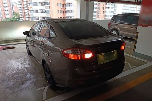 Ford Fiesta 2013, 73800 км, за 3757 USD