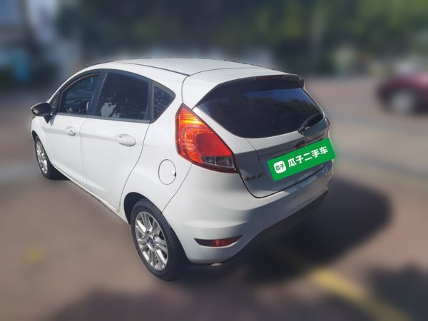 Ford Fiesta 2013, 82300 км, за 3802 USD