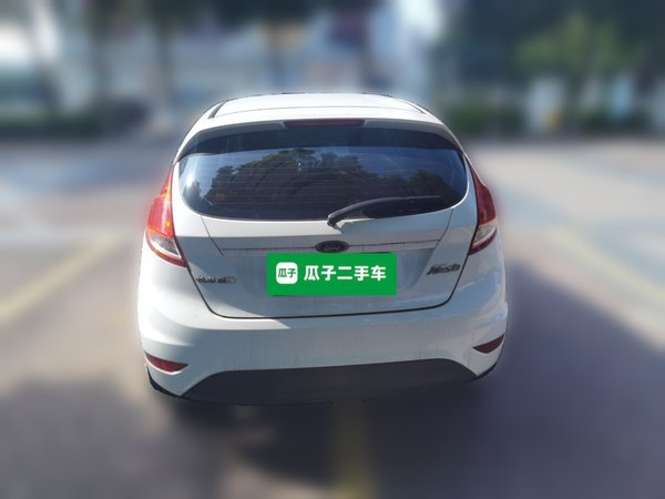 Ford Fiesta 2013, 82300 км, за 3802 USD