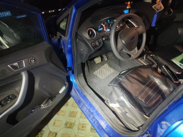 Ford Fiesta 2013, 41200 км, за 3189 USD - фото 17