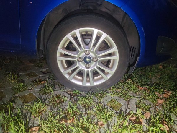 Ford Fiesta 2013, 41200 км, за 3189 USD - фото 8