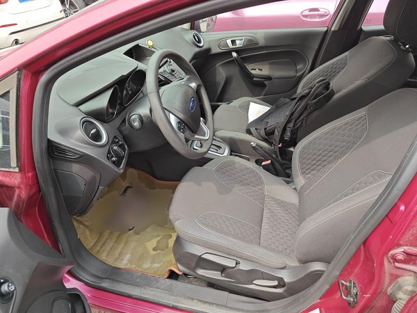 Ford Fiesta 2013, 114000 км, за 4153 USD - фото 18