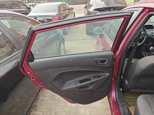 Ford Fiesta 2013, 114000 км, за 4153 USD - фото 27