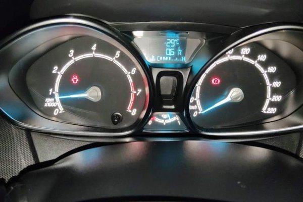 Ford Fiesta 2013, 16400 км, за 3889 USD - фото 8