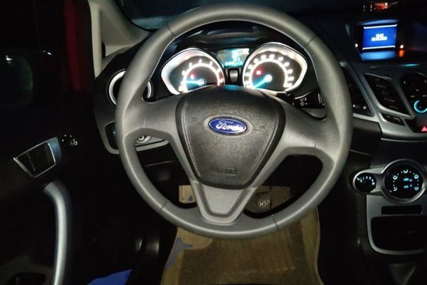 Ford Fiesta 2013, 16400 км, за 3889 USD - фото 7