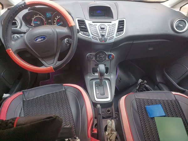 Ford Fiesta 2013, 76300 км, за 3765 USD - фото 12