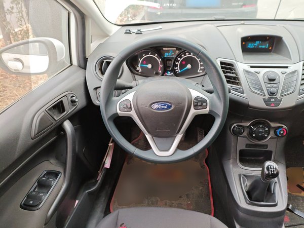 Ford Fiesta 2013, 105100 км, за 3061 USD - фото 11