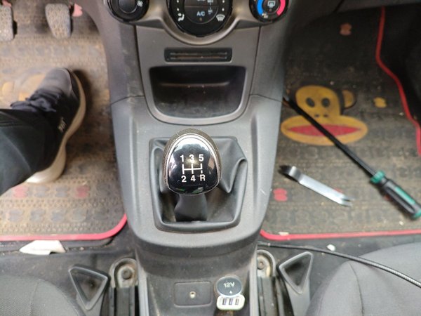 Ford Fiesta 2013, 105100 км, за 3061 USD - фото 15