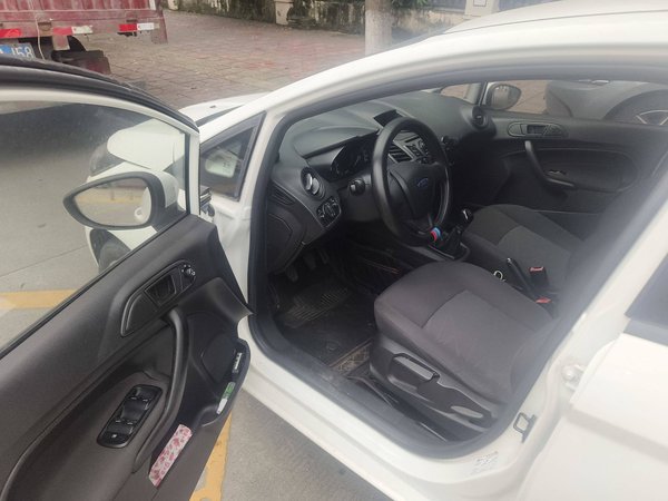 Ford Fiesta 2013, 117400 км, за 3734 USD - фото 19