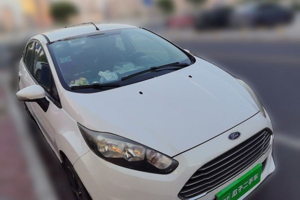 Ford Fiesta 2013, 140600 км, за 2361 USD