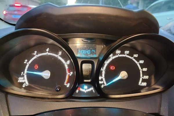 Ford Fiesta 2013, 140600 км, за 2361 USD - фото 13