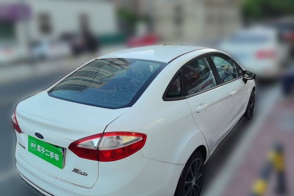 Ford Fiesta 2013, 140600 км, за 2361 USD - фото 6