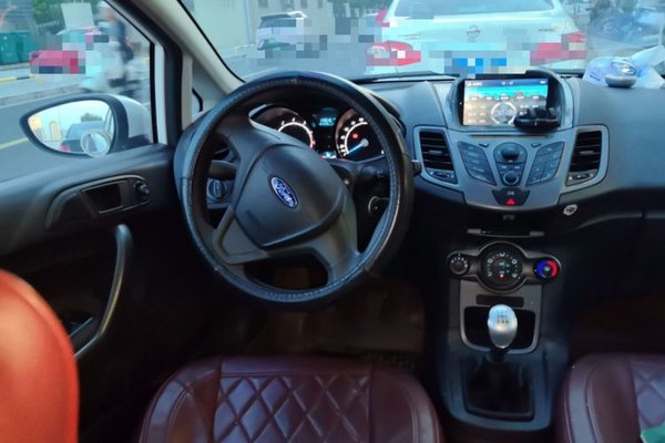 Ford Fiesta 2013, 140600 км, за 2361 USD - фото 11