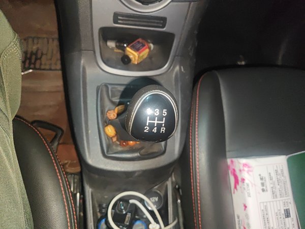 Ford Fiesta 2013, 60900 км, за 3028 USD - фото 15