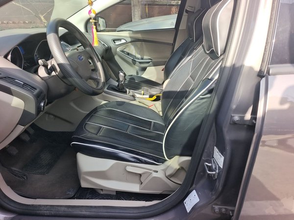 Ford Focus 2012, 131300 км, за 3038 USD - фото 16