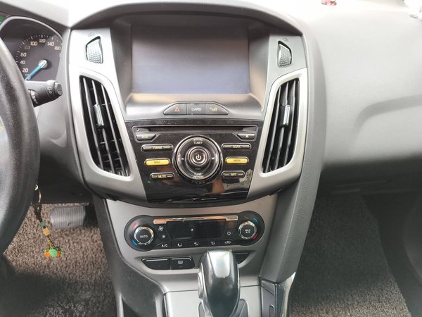 Ford Focus 2012, 129200 км, за 3638 USD