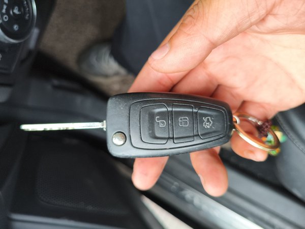 Ford Focus 2012, 129200 км, за 3638 USD - фото 8