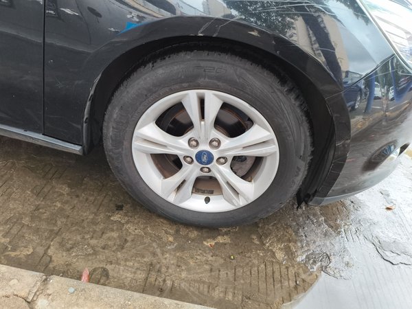 Ford Focus 2012, 129200 км, за 3638 USD - фото 27