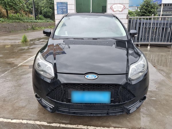 Ford Focus 2012, 140600 км, за 3672 USD - фото 6