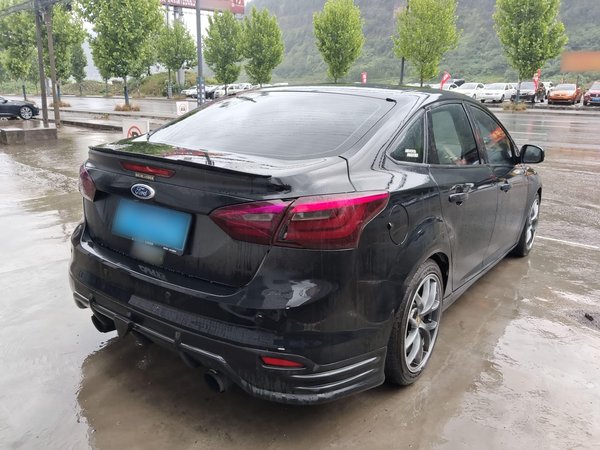 Ford Focus 2012, 140600 км, за 3672 USD - фото 8