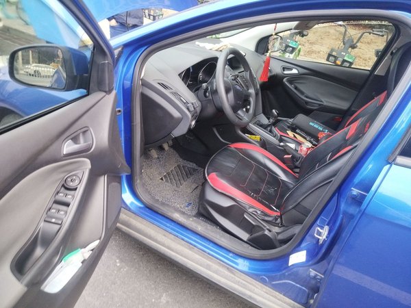 Ford Focus 2012, 167700 км, за 2941 USD - фото 17