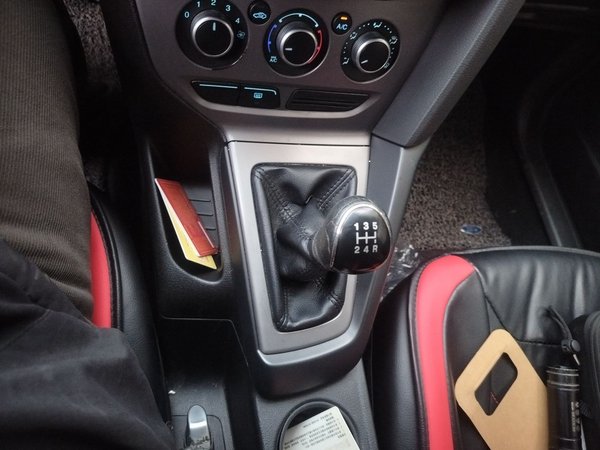 Ford Focus 2012, 167700 км, за 2941 USD - фото 15