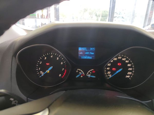 Ford Focus 2012, 115800 км, за 3575 USD - фото 10