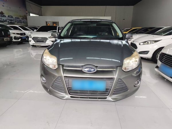 Ford Focus 2012, 115800 км, за 3575 USD