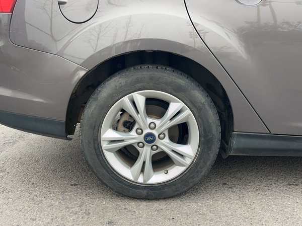 Ford Focus 2012, 122899 км, за 4887 USD - фото 9