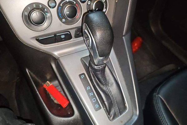 Ford Focus 2012, 100300 км, за 2779 USD - фото 15