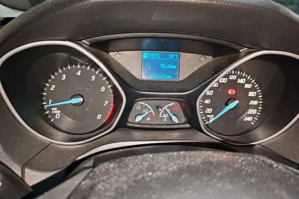 Ford Focus 2012, 100300 км, за 2779 USD - фото 12